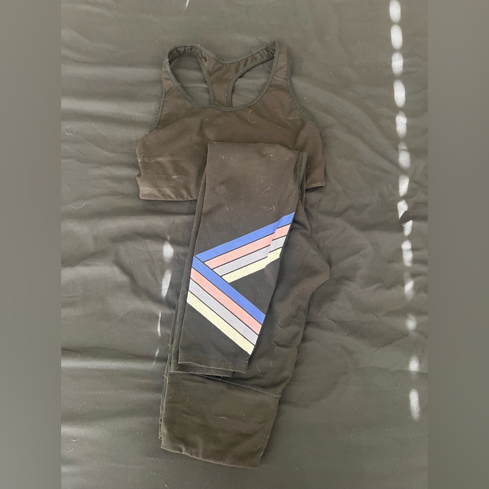 Old navy dry and fit workout set